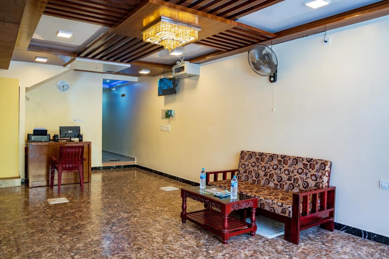 Le Suresh Guest House Pondicherry Exterior foto